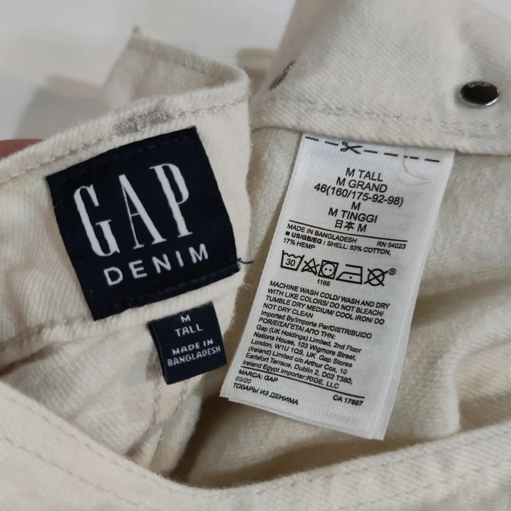 Jumper Gap Denim Dress Overalls Coveralls size Med Pockets Adjustable straps - Picture 15 of 16